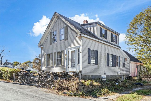 35 School St, Weymouth, MA 02189