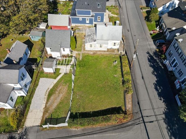 35 School St, Weymouth, MA 02189