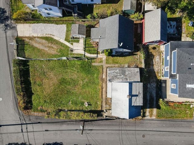 35 School St, Weymouth, MA 02189