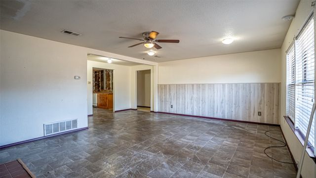 1005 Hickey Court, Granbury, TX 76049