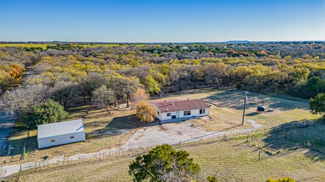 1005 Hickey Court, Granbury, TX 76049