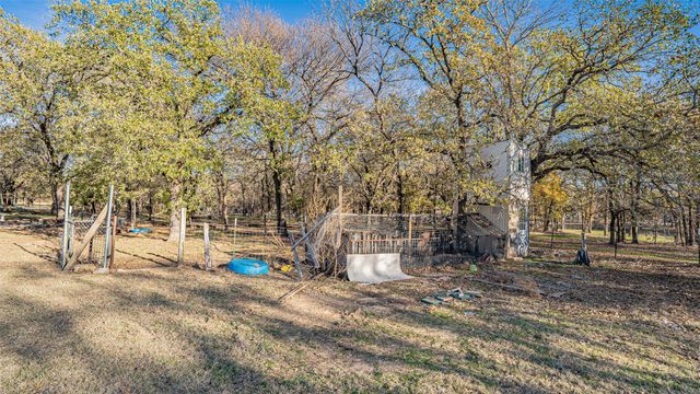 1005 Hickey Court, Granbury, TX 76049