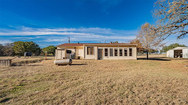 1005 Hickey Court, Granbury, TX 76049