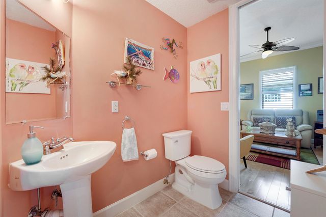 7982 SE Hempstead Circle, Hobe Sound, FL 33455