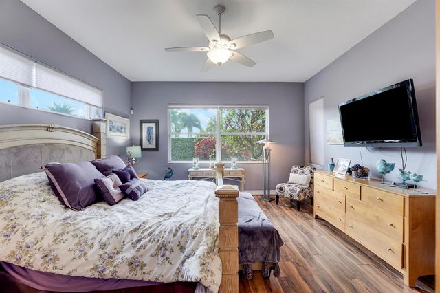 7982 SE Hempstead Circle, Hobe Sound, FL 33455