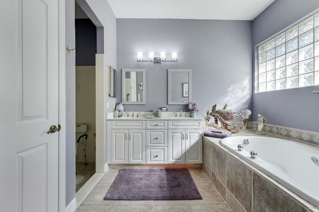 7982 SE Hempstead Circle, Hobe Sound, FL 33455