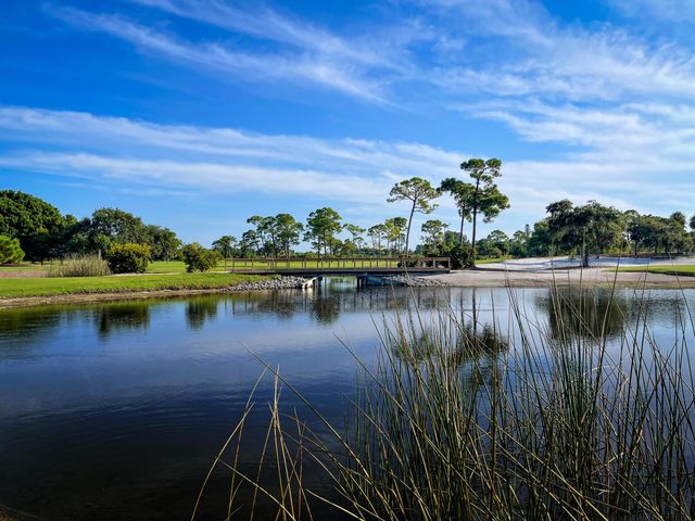 7982 SE Hempstead Circle, Hobe Sound, FL 33455