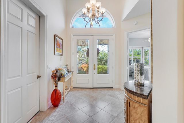 7982 SE Hempstead Circle, Hobe Sound, FL 33455