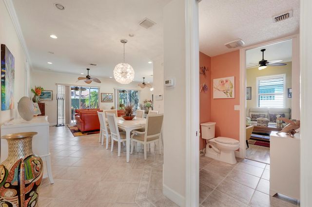 7982 SE Hempstead Circle, Hobe Sound, FL 33455