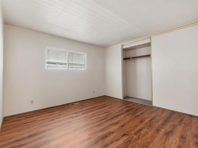 1506 Oak Drive 12, Vista, CA 92084