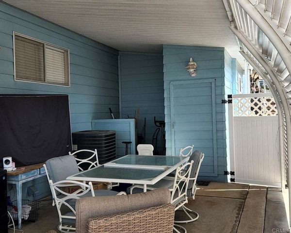 1506 Oak Drive 12, Vista, CA 92084