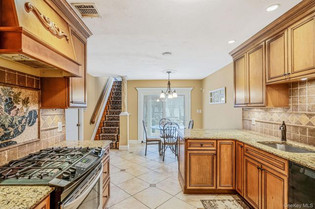 310 Terry Road, Smithtown, NY 11787