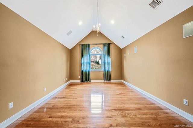 310 Terry Road, Smithtown, NY 11787