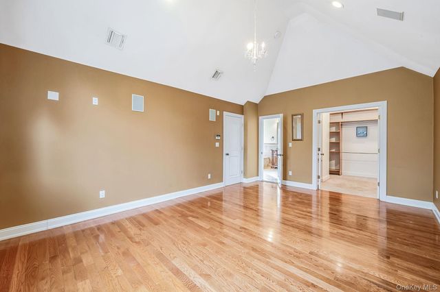 310 Terry Road, Smithtown, NY 11787