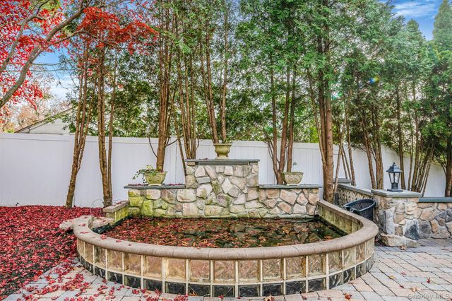 310 Terry Road, Smithtown, NY 11787