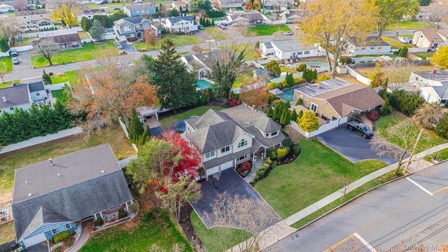 310 Terry Road, Smithtown, NY 11787