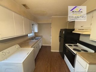 4212 S Dowfield Drive, Fayetteville, NC 28311