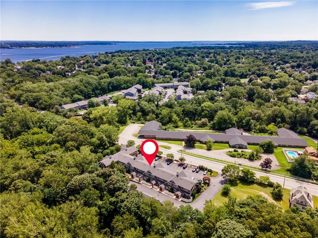 265 Post Road Road 4, Warwick, RI 02888