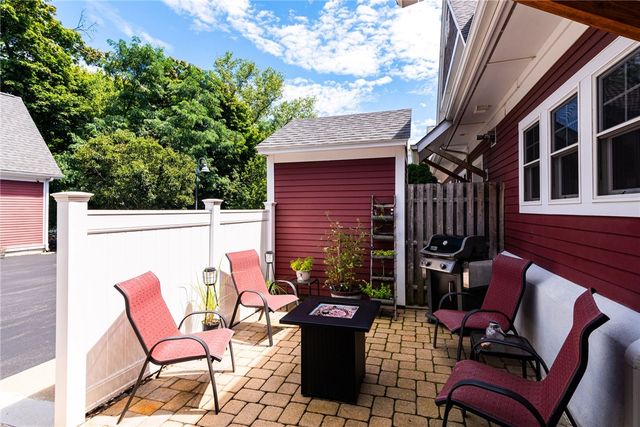 265 Post Road Road 4, Warwick, RI 02888