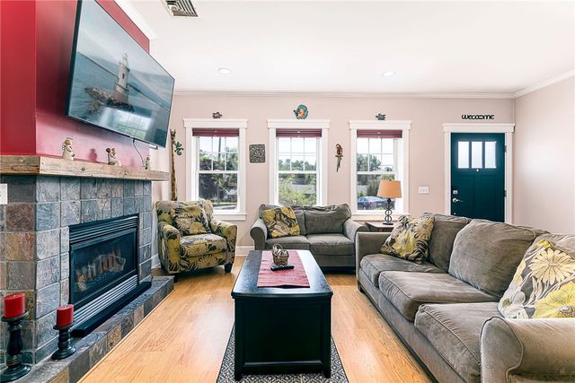 265 Post Road Road 4, Warwick, RI 02888
