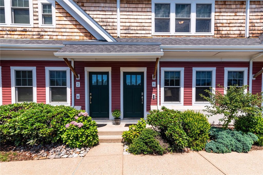 265 Post Road Road 4, Warwick, RI 02888