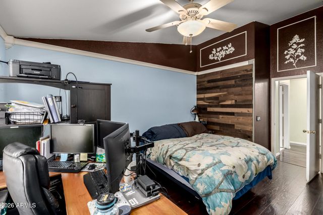 8631 W FULLAM Street, Peoria, AZ 85382