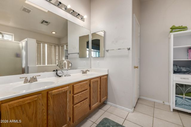 8631 W FULLAM Street, Peoria, AZ 85382