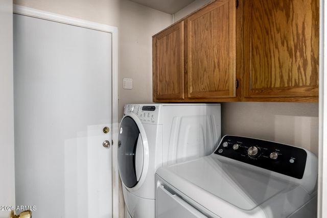 8631 W FULLAM Street, Peoria, AZ 85382