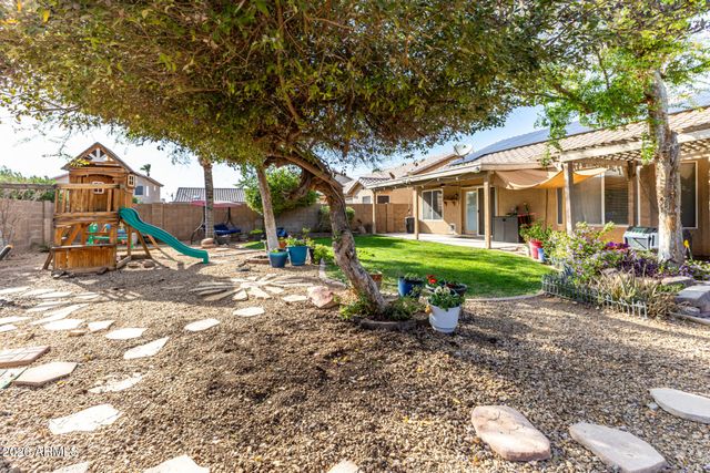 8631 W FULLAM Street, Peoria, AZ 85382