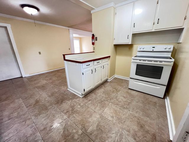 20 Summer Street, Lebanon, NH 03766