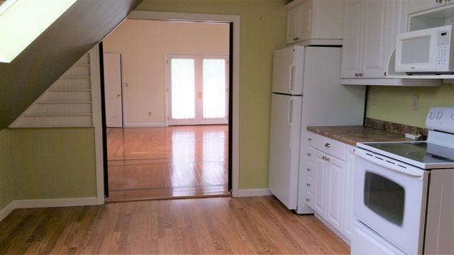 20 Summer Street, Lebanon, NH 03766