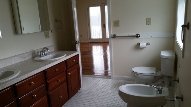 20 Summer Street, Lebanon, NH 03766