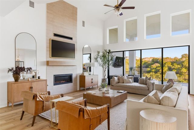 2357 Bel Paese BND, Leander, TX 78641