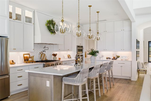 2357 Bel Paese BND, Leander, TX 78641