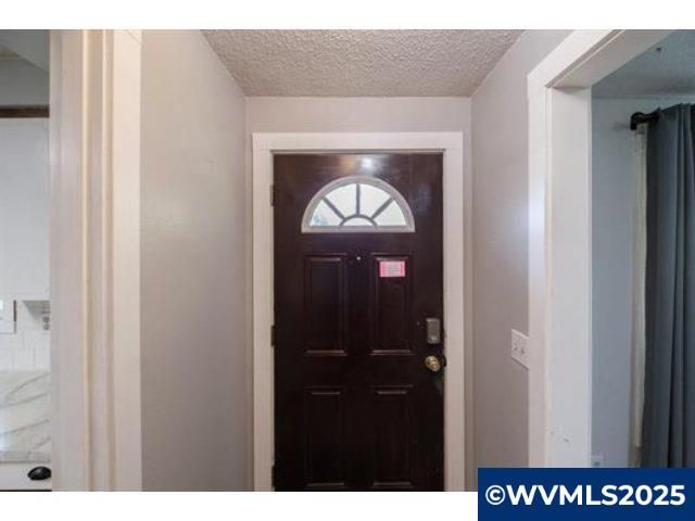 4722 Indiana Av NE, Salem, OR 97305
