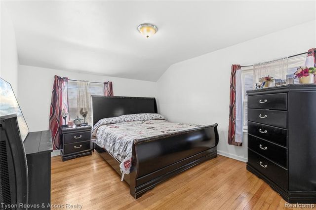 19138 San Juan Drive, Detroit, MI 48221