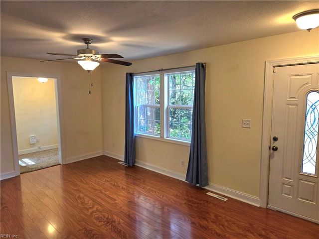 2201 Pershing AVE, Norfolk, VA 23509