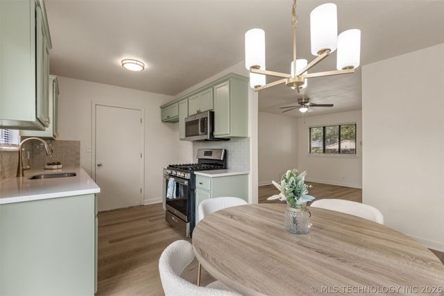 12152 E 21st Court, Tulsa, OK 74129