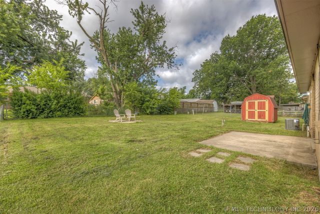 12152 E 21st Court, Tulsa, OK 74129