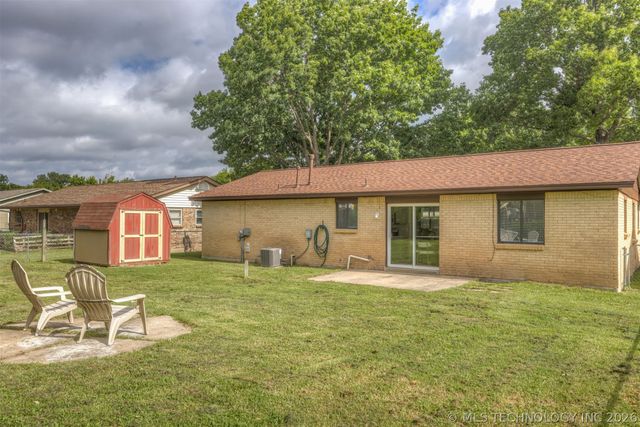 12152 E 21st Court, Tulsa, OK 74129