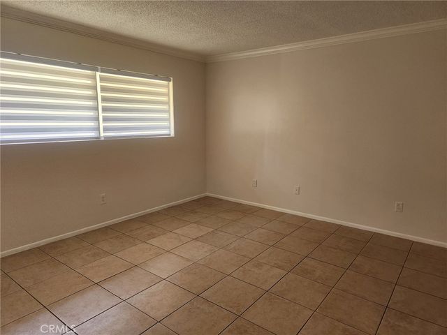 1251 S Meadow Lane 185, Colton, CA 92324
