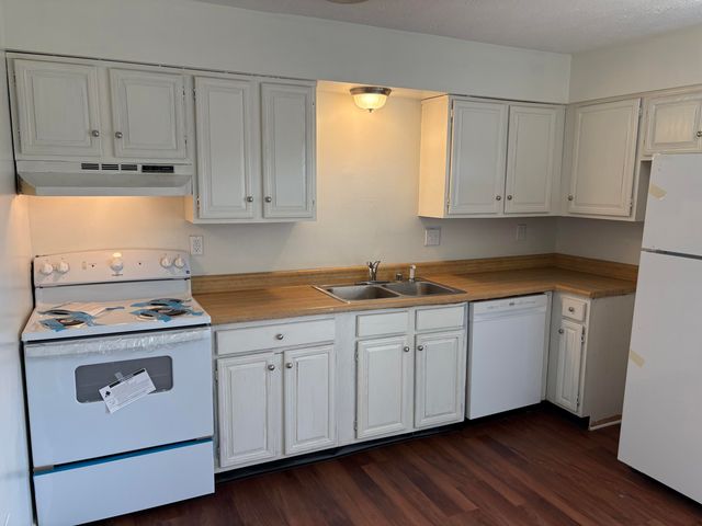 2828 Yellowstone Parkway, Lexington, KY 40517
