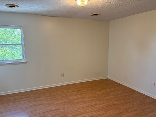 2828 Yellowstone Parkway, Lexington, KY 40517