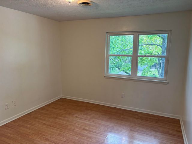 2828 Yellowstone Parkway, Lexington, KY 40517