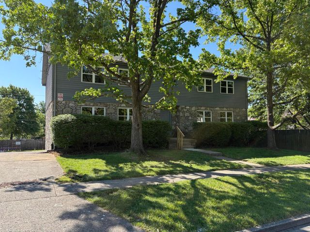 2828 Yellowstone Parkway, Lexington, KY 40517