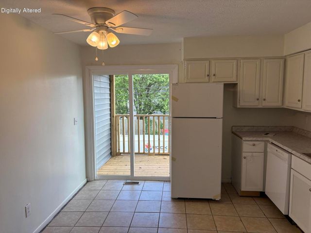 2828 Yellowstone Parkway, Lexington, KY 40517