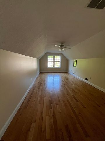 5 Red Bridge Ln, South Hadley, MA 01075