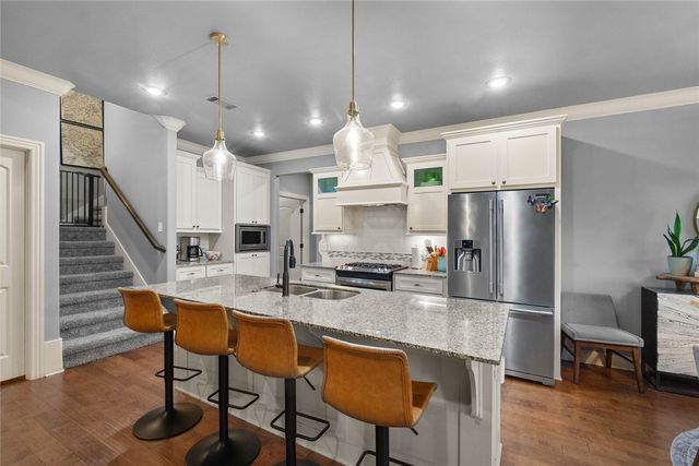 4222 E Troon Drive, Fayetteville, AR 72701