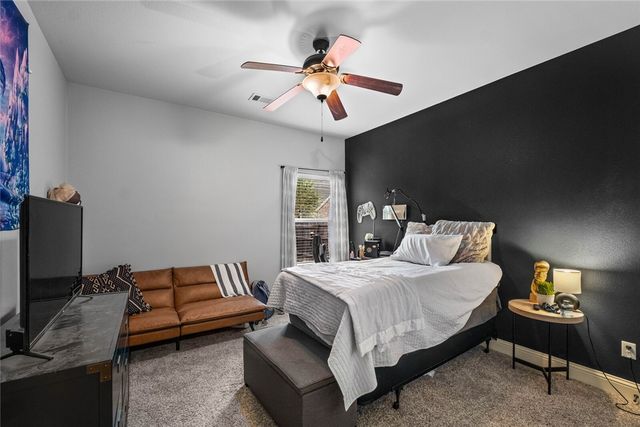 4222 E Troon Drive, Fayetteville, AR 72701