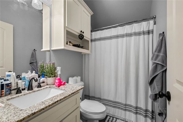 4222 E Troon Drive, Fayetteville, AR 72701